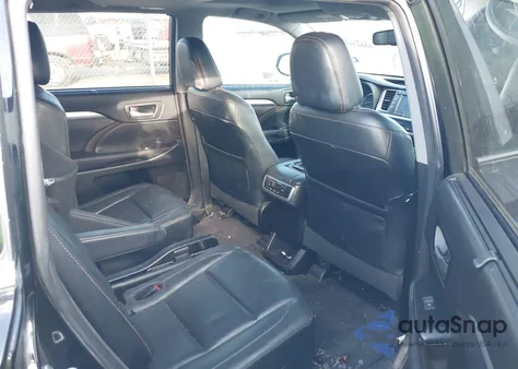 2016 Toyota Highlander Xle z USA, uszkodzony, nr VIN 5TDKKRFH9GS505949